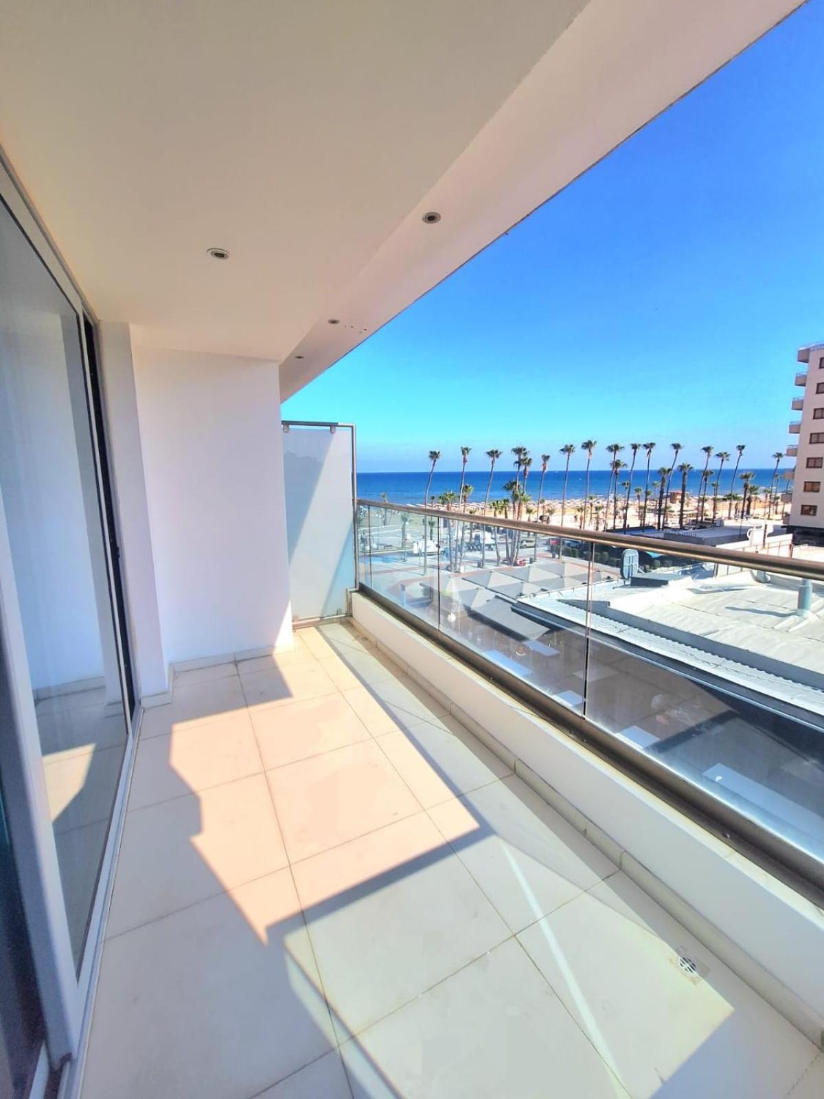 Aphrodite Plaza Larnaca Exteriér fotografie